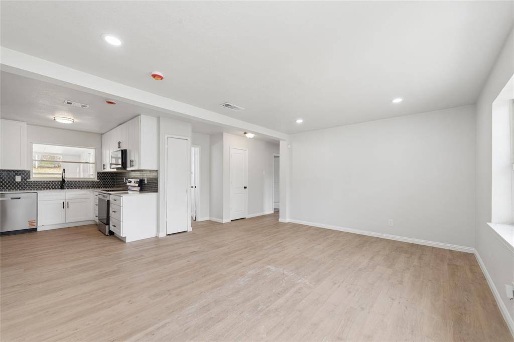 4040 Wind River Drive, Dallas, TX 75216