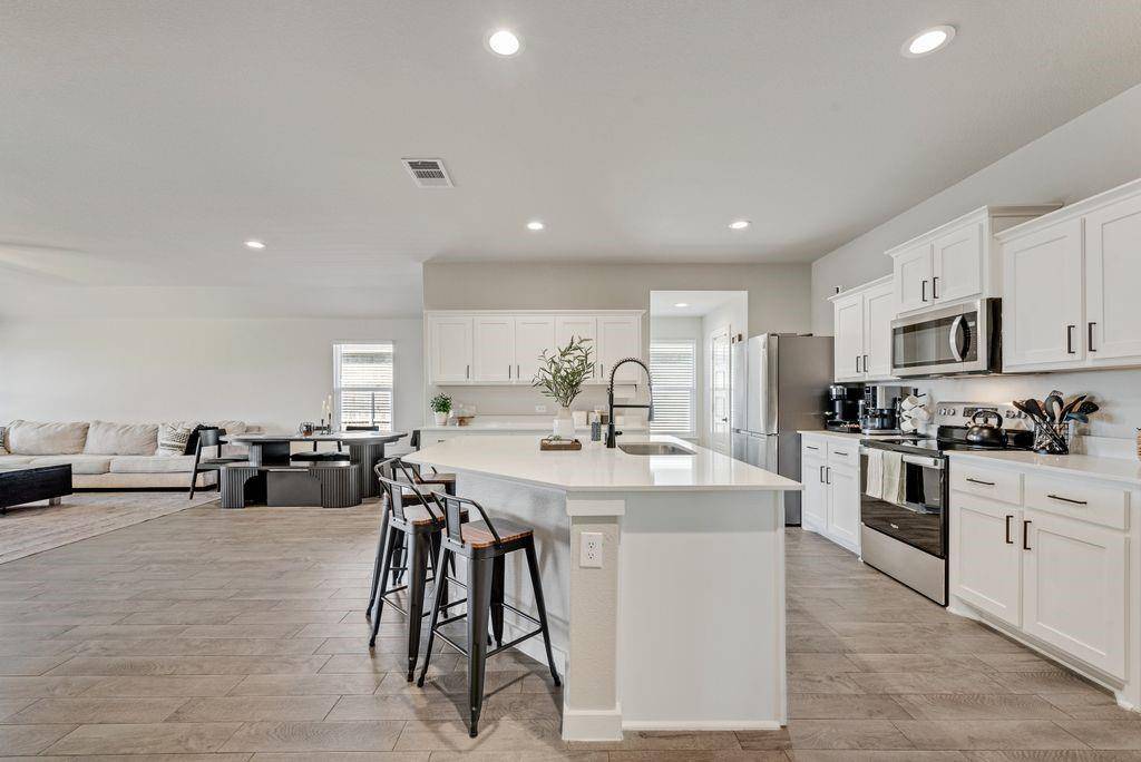 1513 Hulen Park Trail, Alvarado, TX 76009