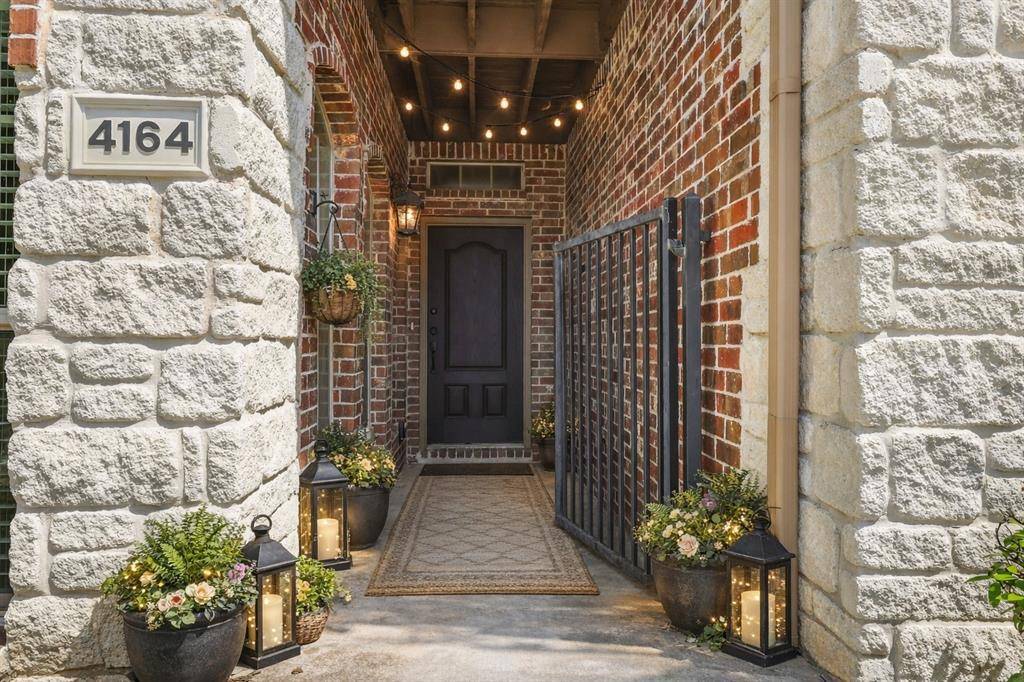 4164 Comanche Drive, Carrollton, TX 75010