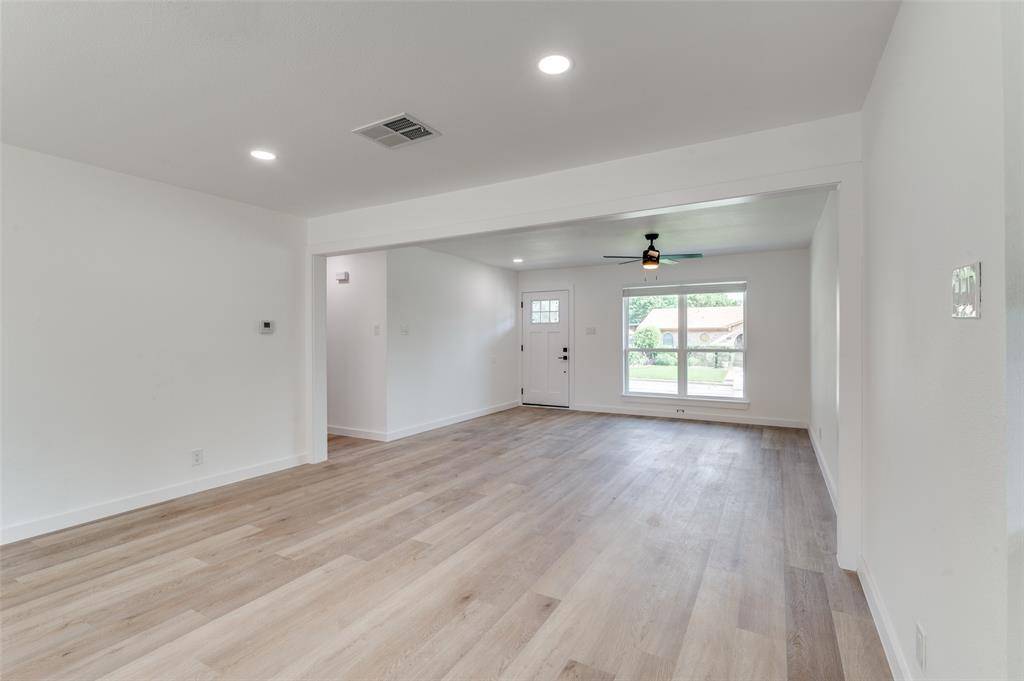 1101 Spring Brook Drive, Bedford, TX 76021