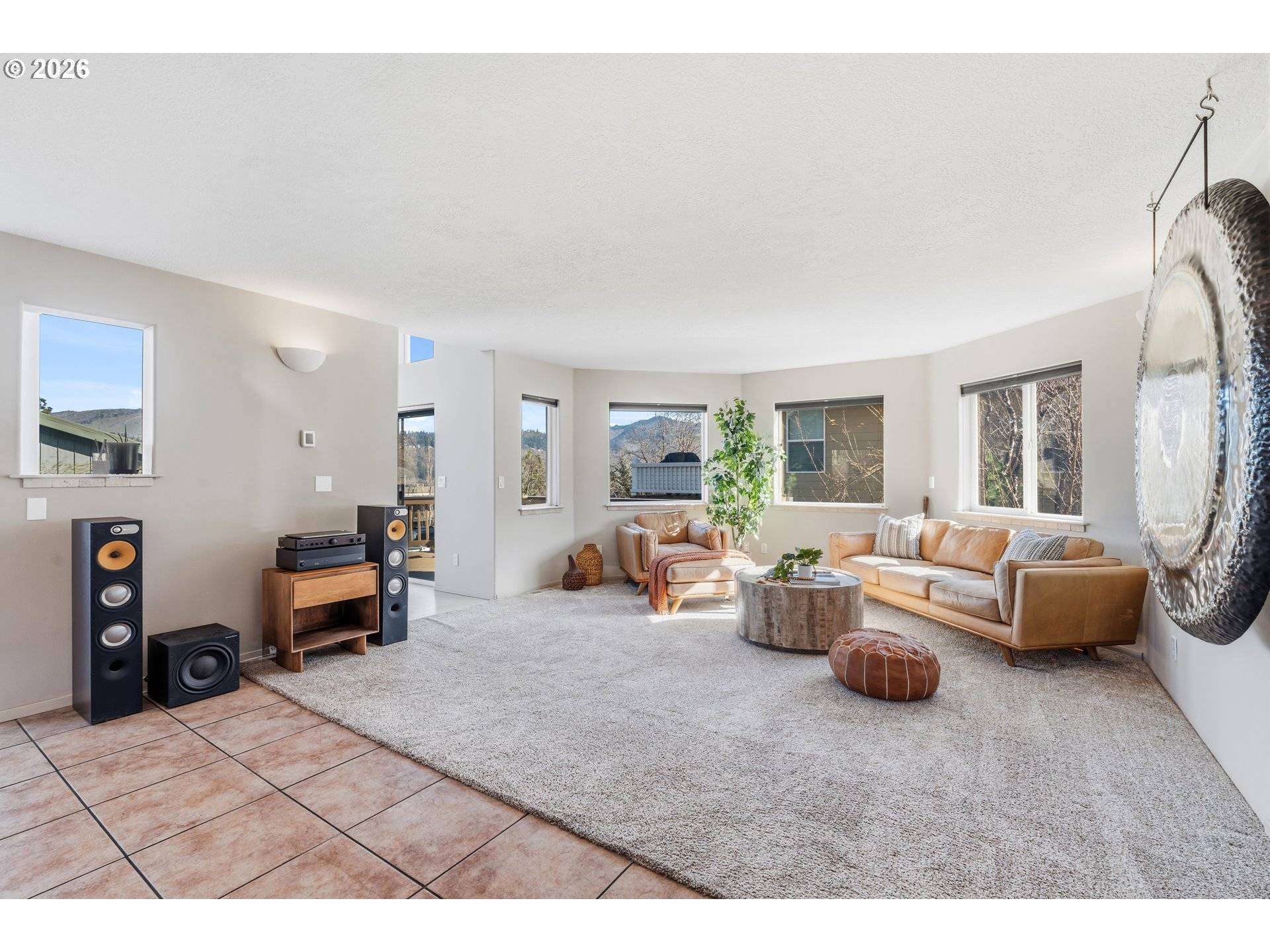 1222 LINCOLN ST, Hood River, OR 97031