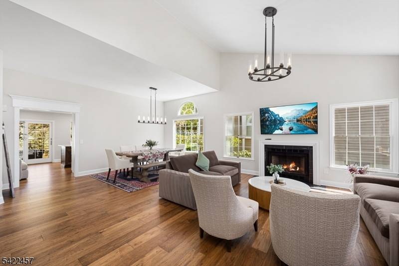 22 Smoke Rise Ln, Bedminster Twp., NJ 07921