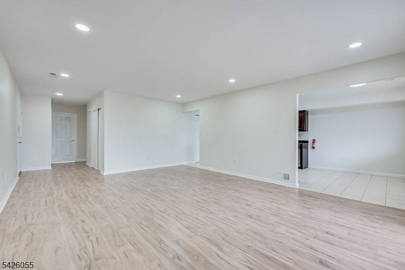 1314 Edison Glen Ter, Edison Twp., NJ 08837