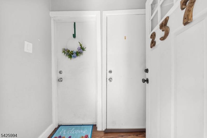 237 Halsted St, East Orange City, NJ 07018