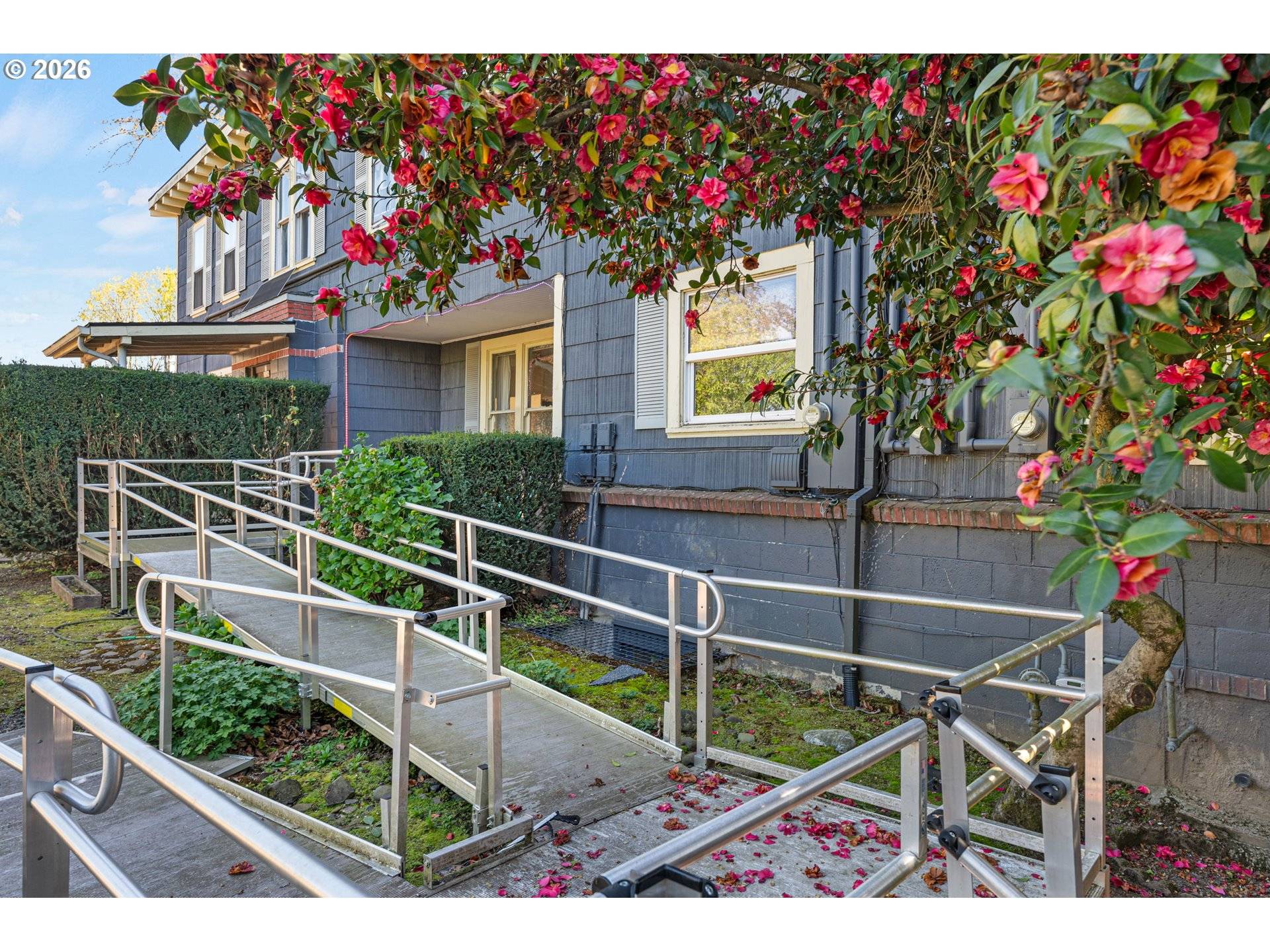 3026 SE TACOMA ST, Portland, OR 97202