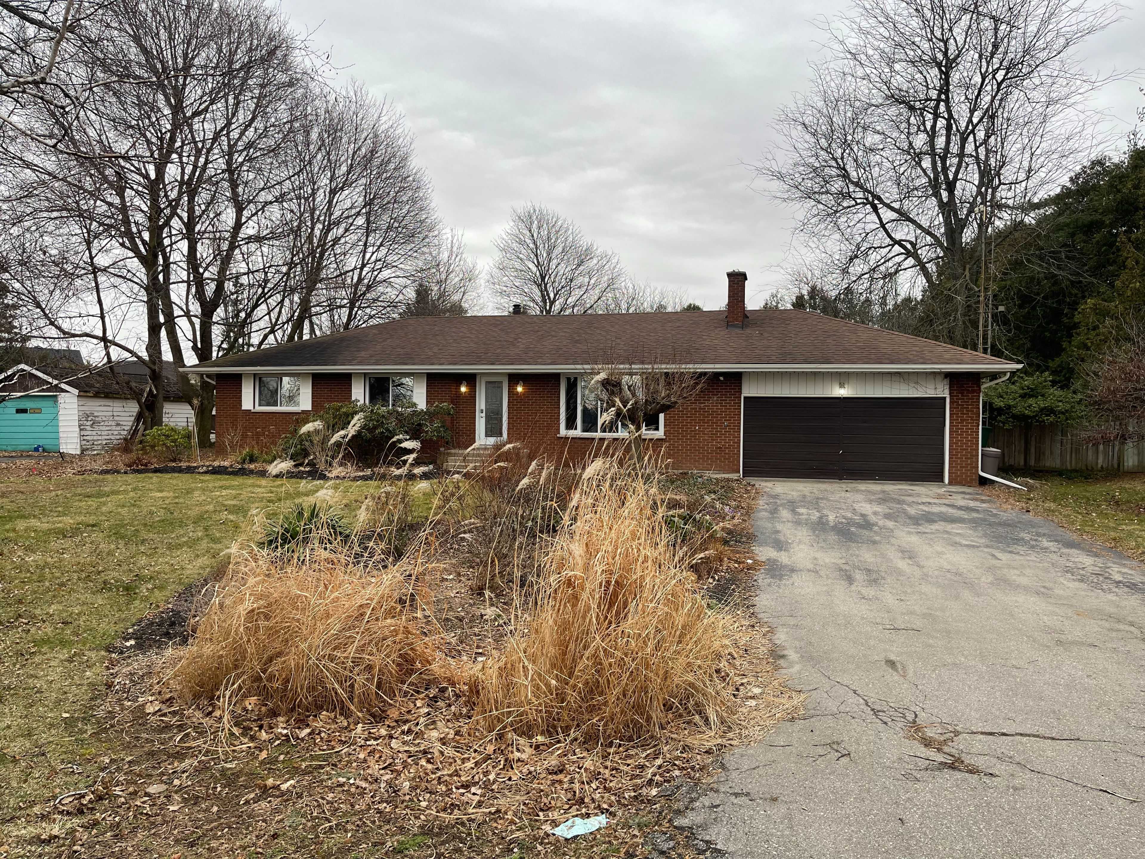 10208 Tenth Line, Halton Hills, ON L0P 1K0