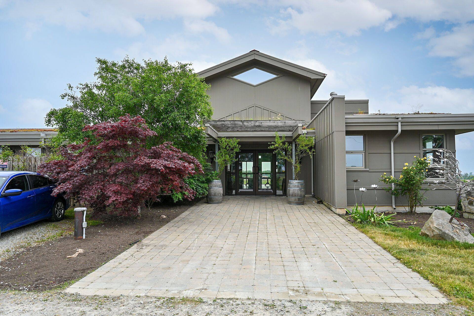 3749 Walker RD, Lincoln, ON L0R 1B2