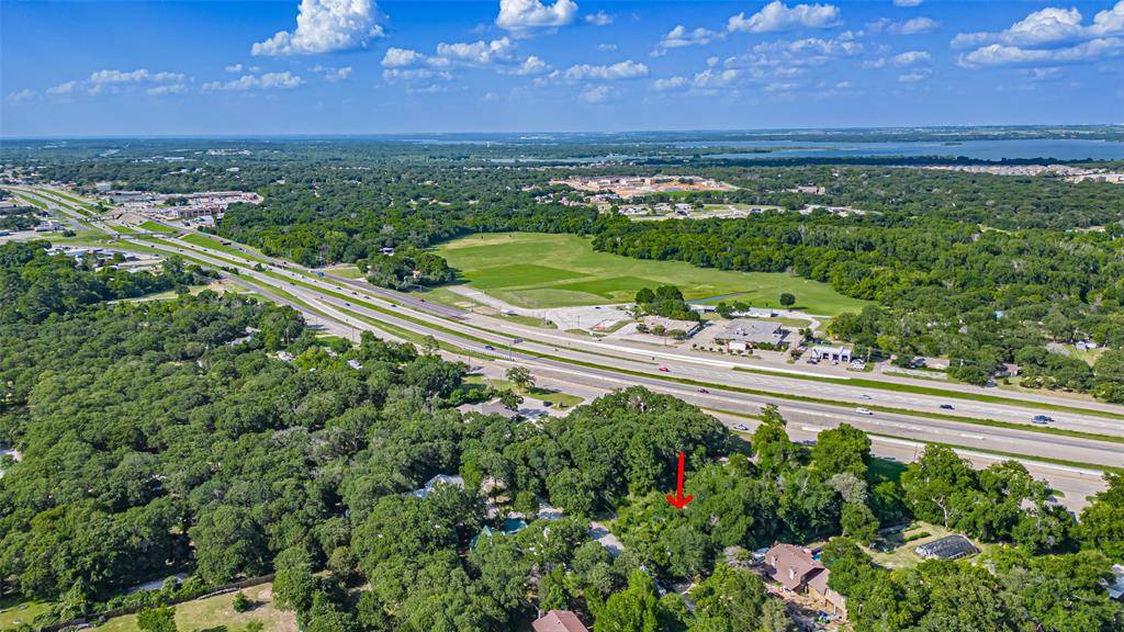 717 Mary Lou Street, Azle, TX 76020