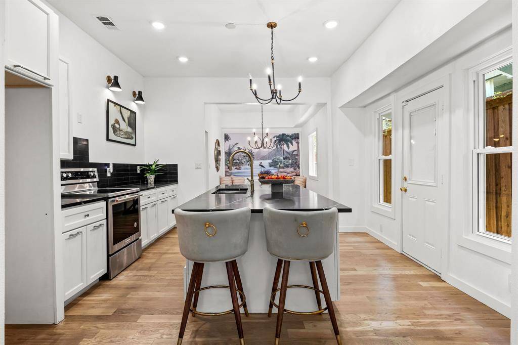 4803 Reiger Avenue, Dallas, TX 75246