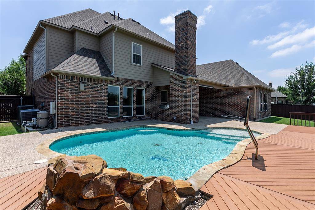 7905 Hallmark Drive, North Richland Hills, TX 76182