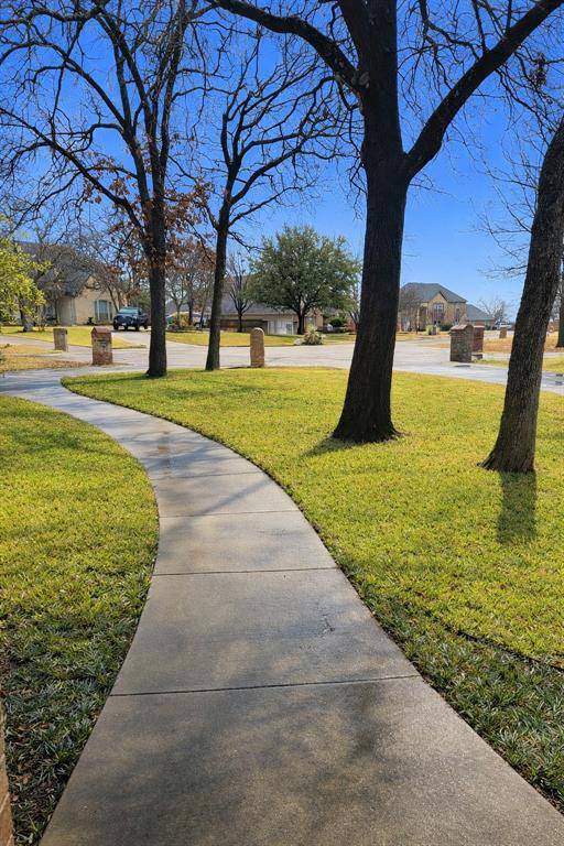 9763 Rock Dove Circle, Fort Worth, TX 76244