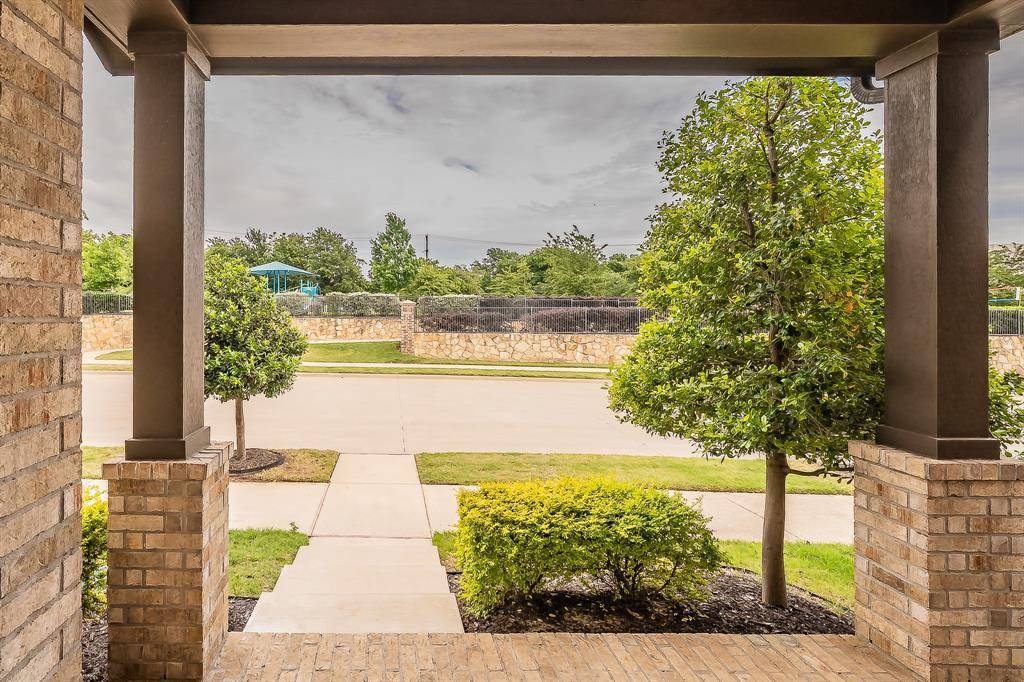 265 Eaglewood Drive, Flower Mound, TX 75028