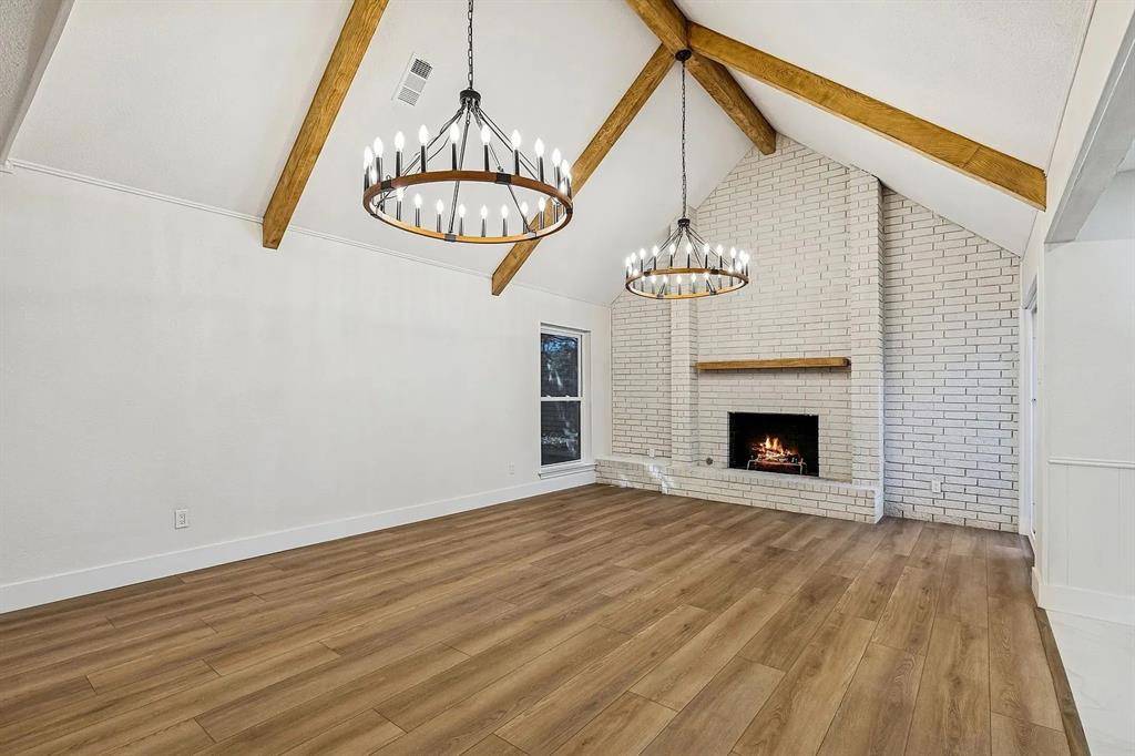 1704 Venetian Circle, Arlington, TX 76013