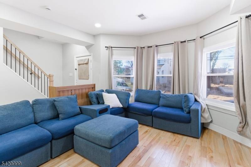 204 19Th Ave, Irvington Twp., NJ 07111