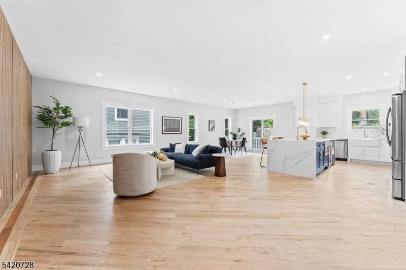 130 N 17Th St, East Orange City, NJ 07017