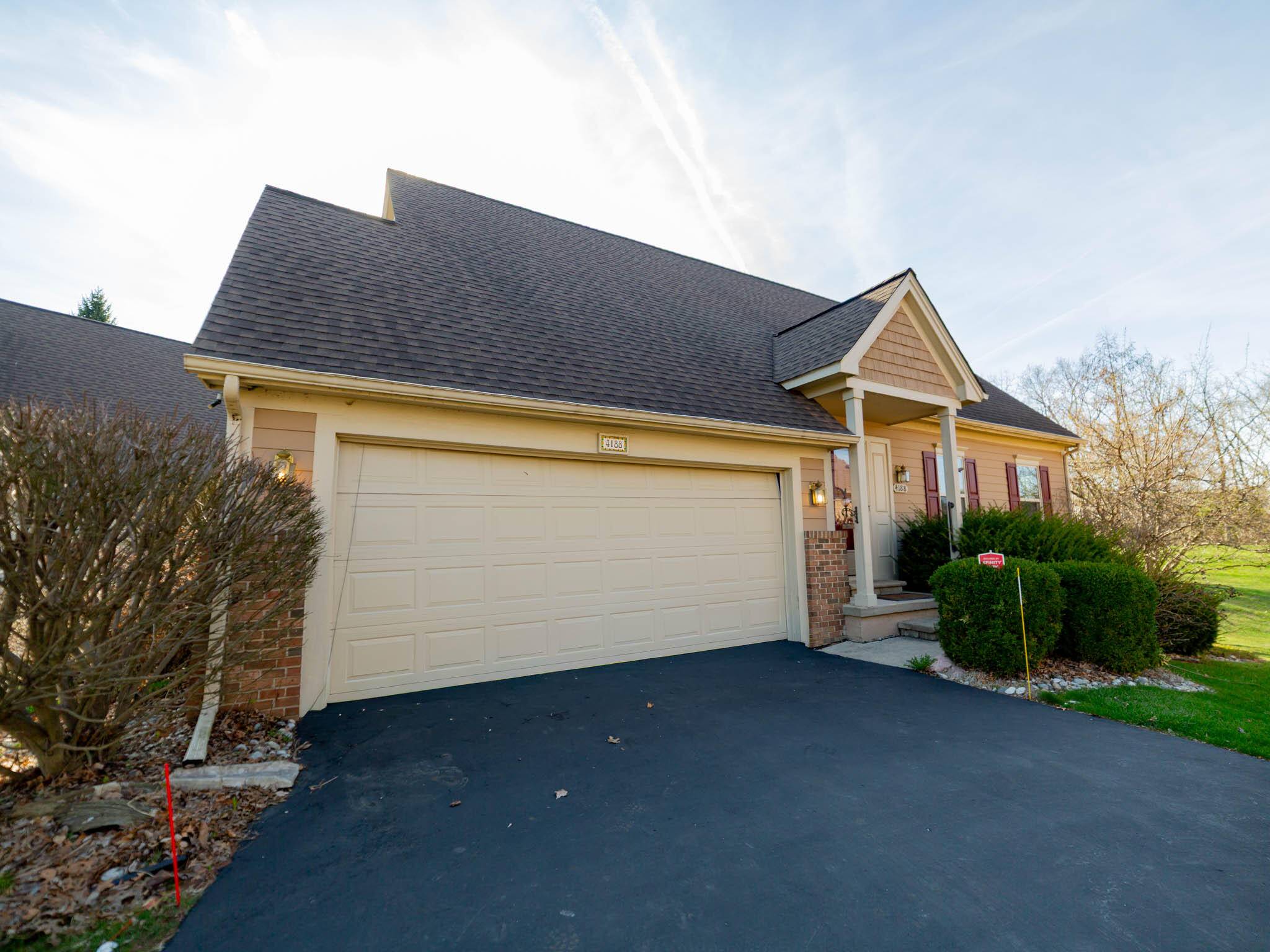 4188 Boulder Pond DR, Pittsfield Charter Twp, MI 48108