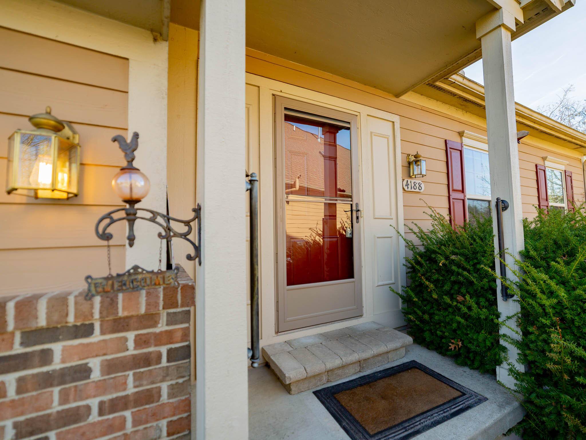 4188 Boulder Pond DR, Pittsfield Charter Twp, MI 48108