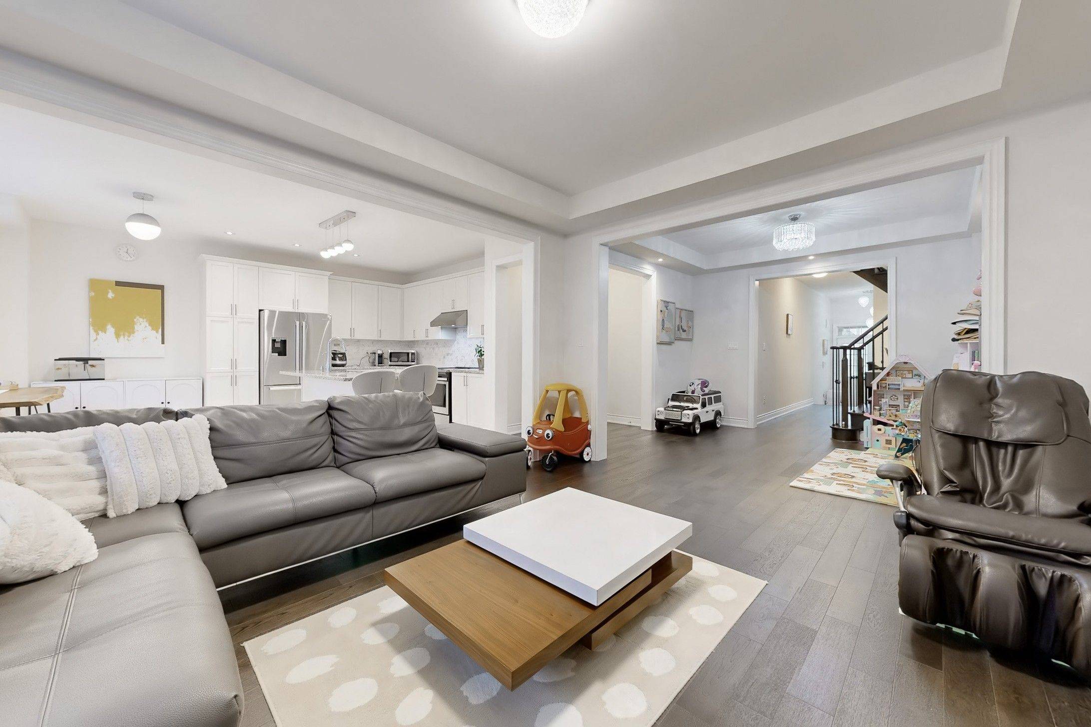 50 Ben Sinclair AVE, East Gwillimbury, ON L9N 0S2