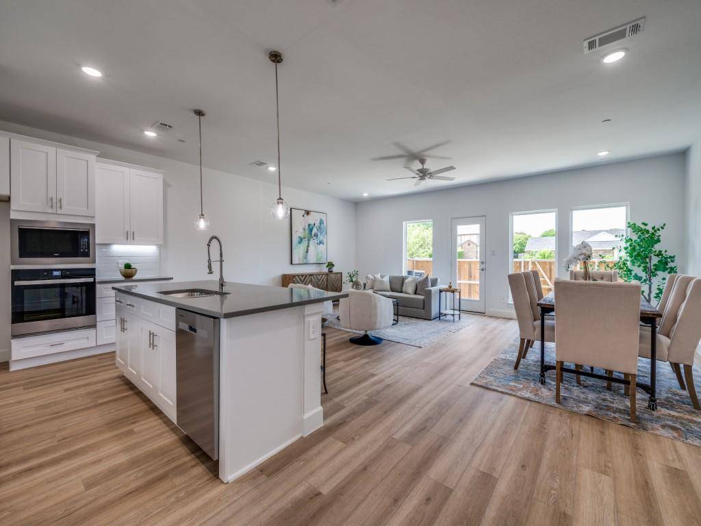 5613 Woodlands Drive, The Colony, TX 75056