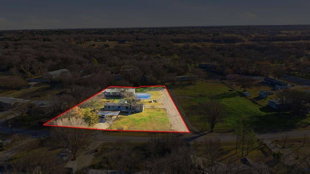 2013 Spring Valley Drive, Azle, TX 76020