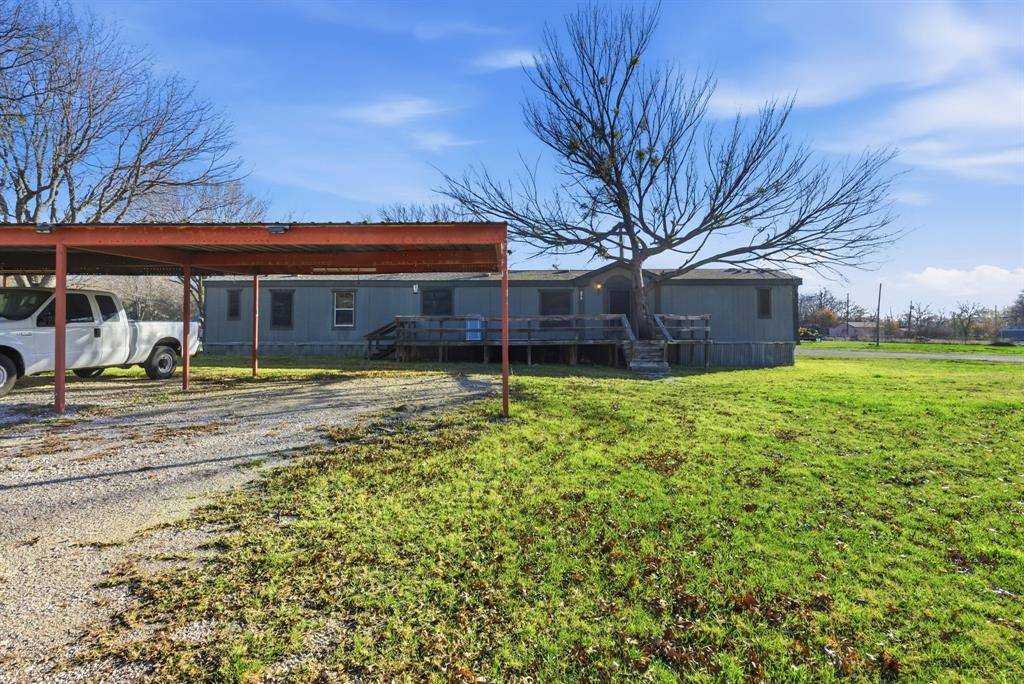 2013 Spring Valley Drive, Azle, TX 76020