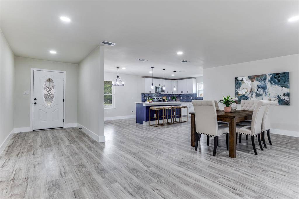 7901 Esquire Lane, Rowlett, TX 75089