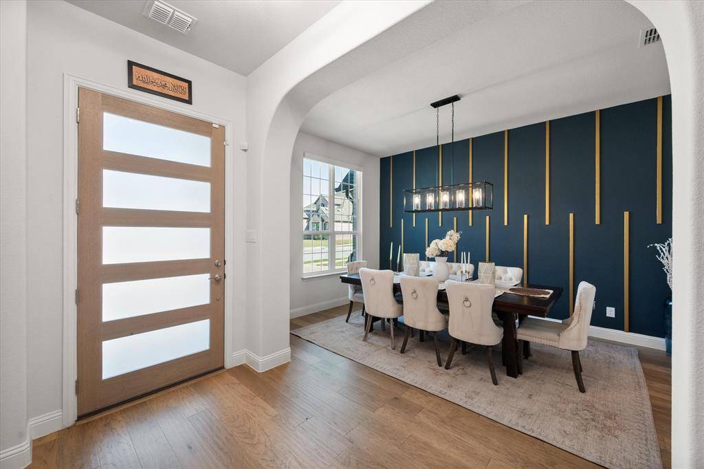 6801 Lost Falls Drive, Flower Mound, TX 76226