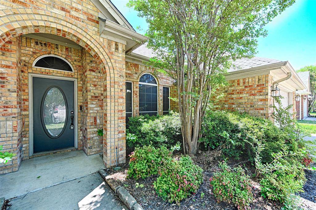 516 Chestnut Lane, Saginaw, TX 76179