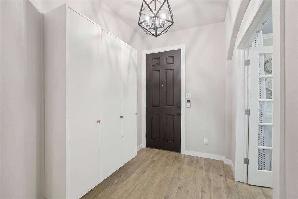 6301 Meandering Creek Drive, Denton, TX 76226