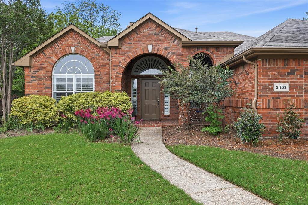 2402 Ravinia Drive, Corinth, TX 76208