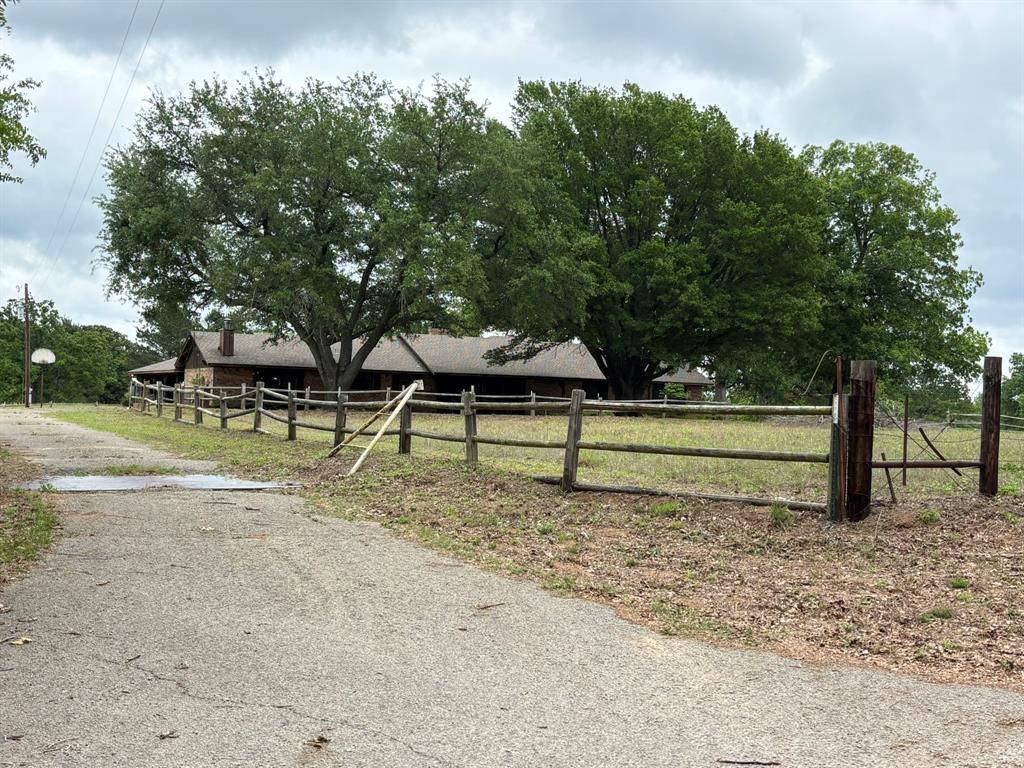 14070 County Road 3520, Brownsboro, TX 75756