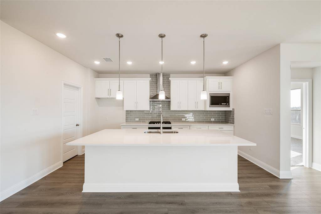 2012 Beeflower Street, Celina, TX 75009