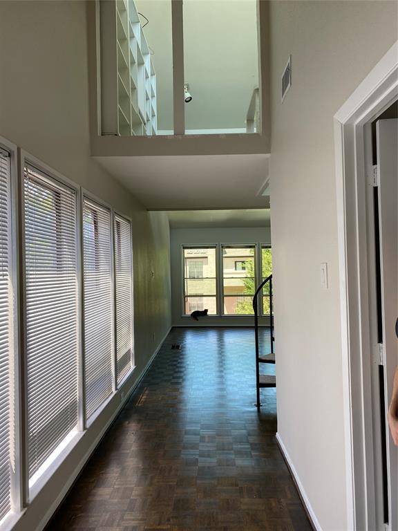 3936 Travis, Dallas, TX 75204