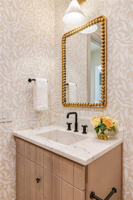 10940 Snow White Drive, Dallas, TX 75229