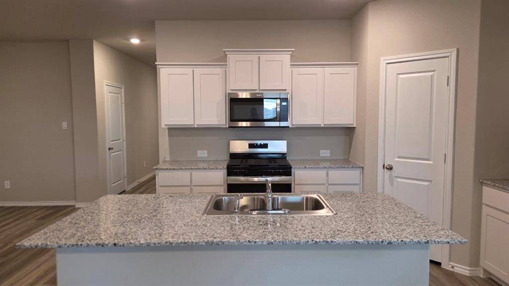 8528 BELTMILL Parkway, Fort Worth, TX 76131