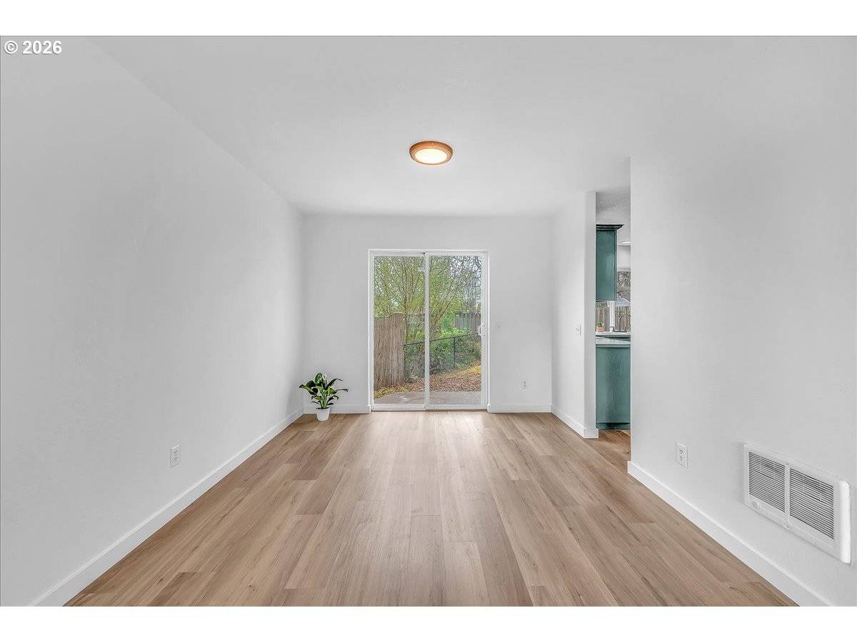 52866 NE 2ND ST, Scappoose, OR 97056