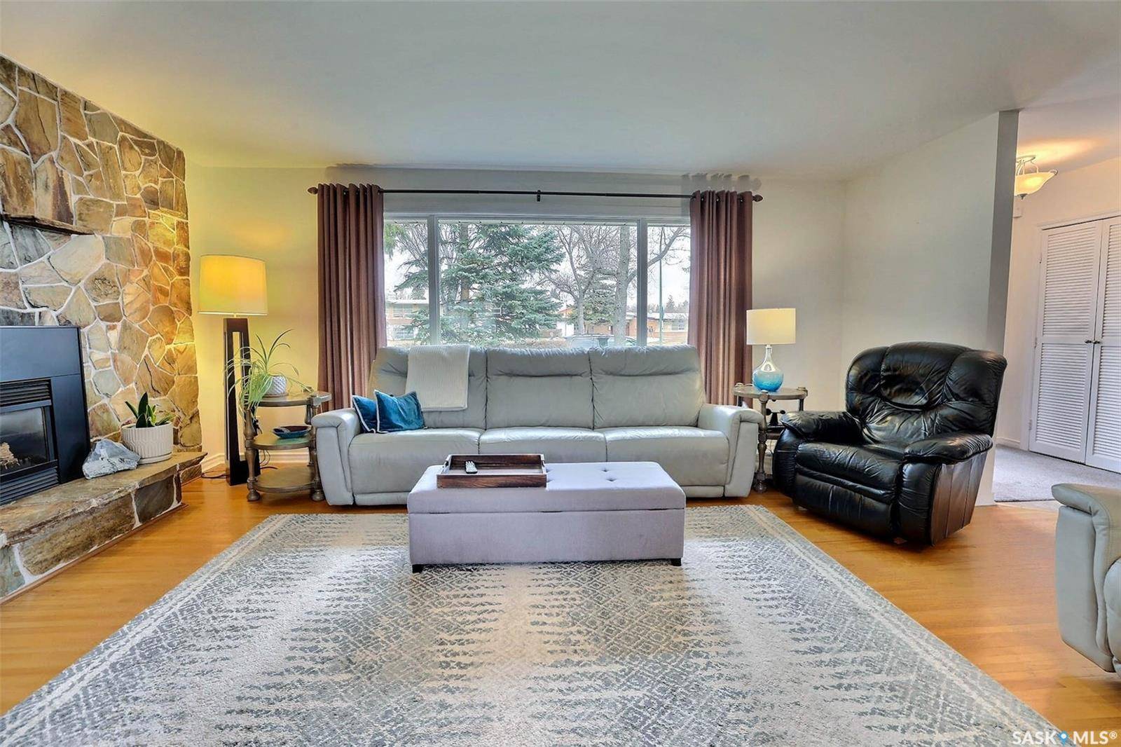 2512 Grant ROAD, Regina, SK S4S 5E6