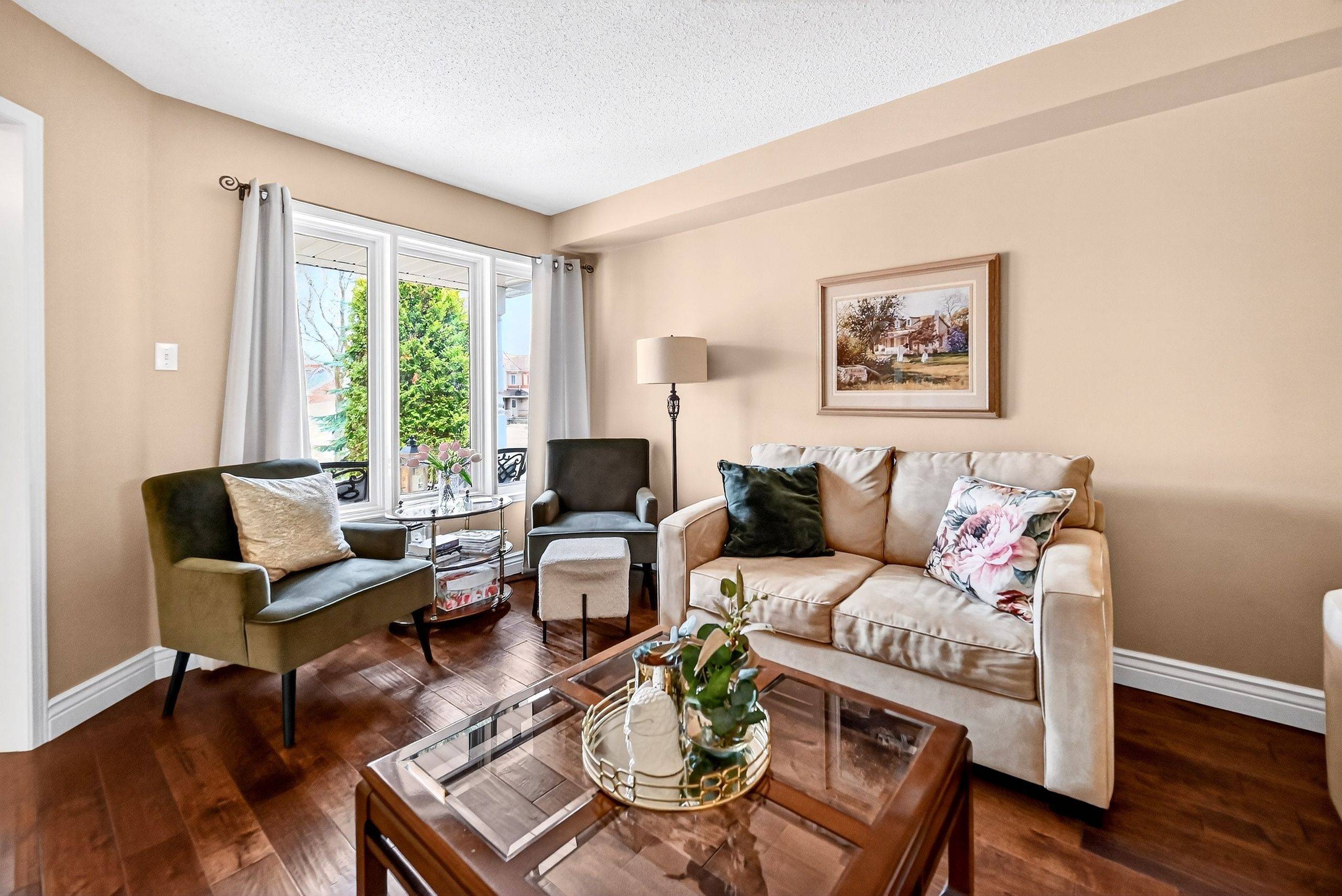 17 Chester CRES, Halton Hills, ON L7G 5W5