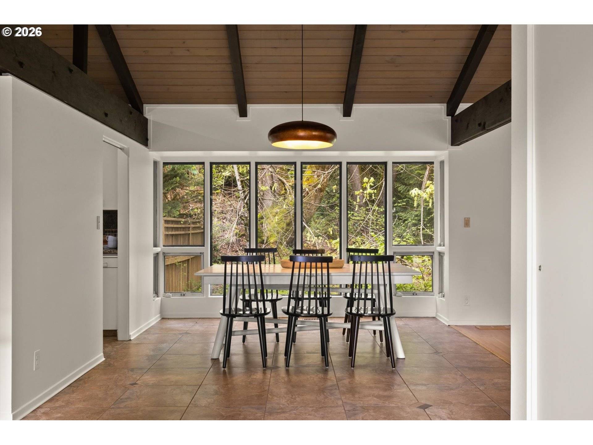 560 MILBURN CT, Lake Oswego, OR 97034