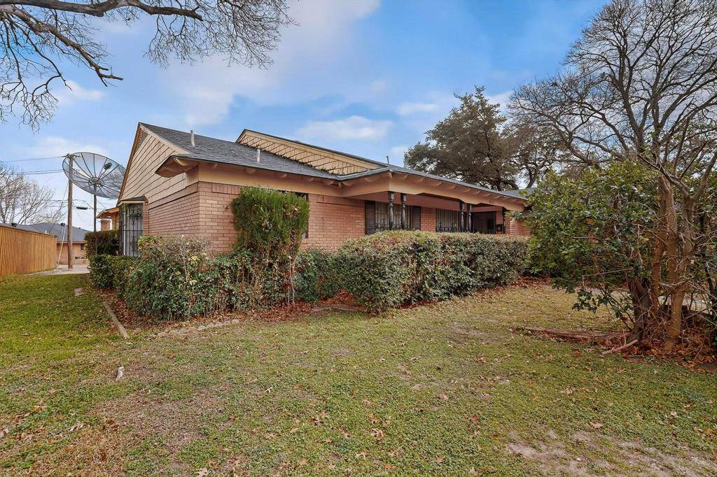 4616 Weehaven Drive, Dallas, TX 75232