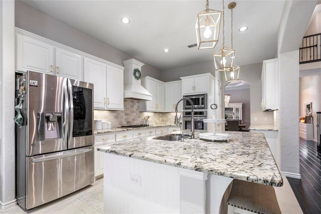 11604 Compton Trail, Fort Worth, TX 76244