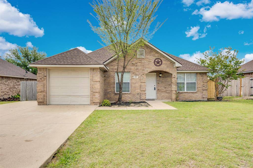 620 Jordan Lane, Waxahachie, TX 75165