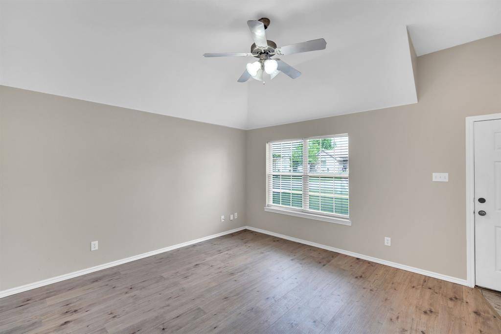 620 Jordan Lane, Waxahachie, TX 75165