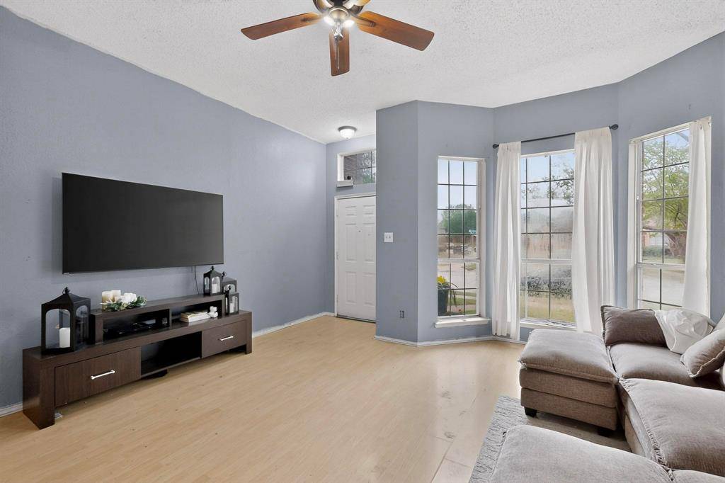 6822 Conestoga Drive, Rowlett, TX 75089