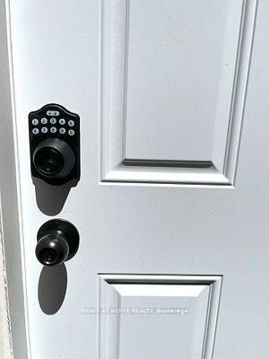 115 Bonny Meadows DR #Lower L, Aurora, ON L4G 6N1