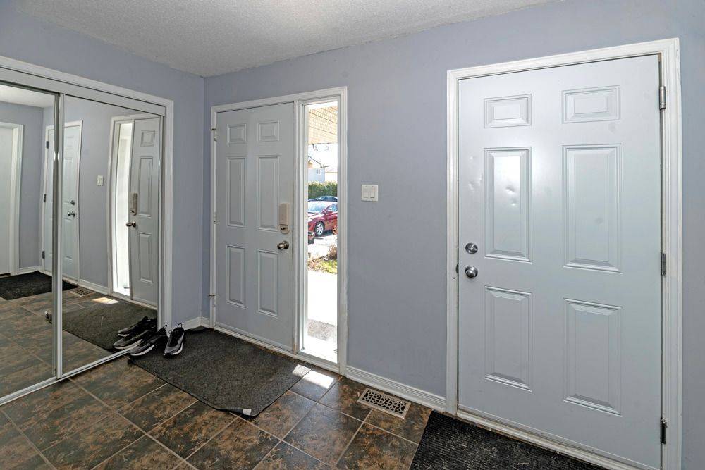 253 Eliot ST, Clarence-rockland, ON K4K 0E6