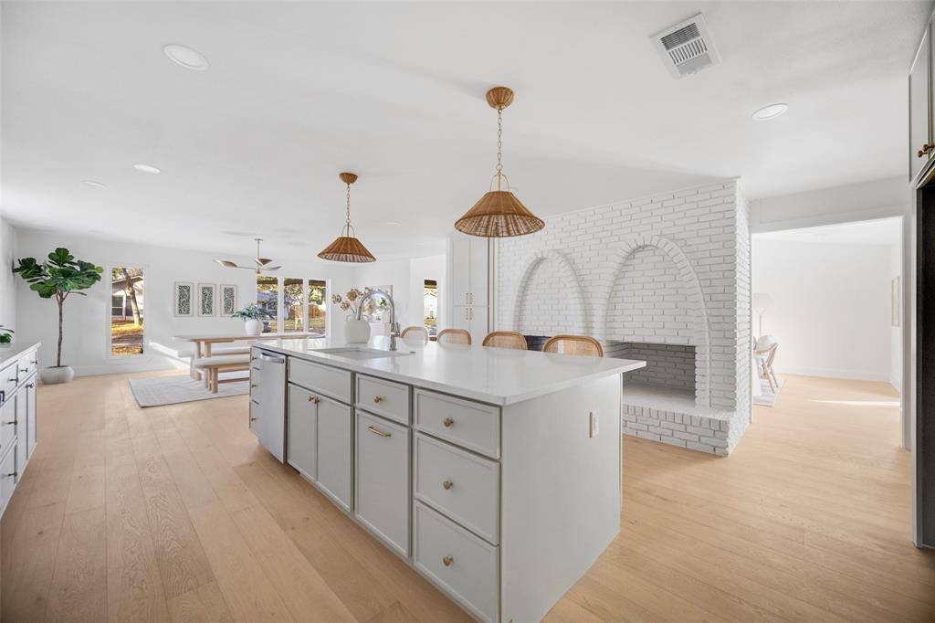 7850 La Sobrina Drive, Dallas, TX 75248