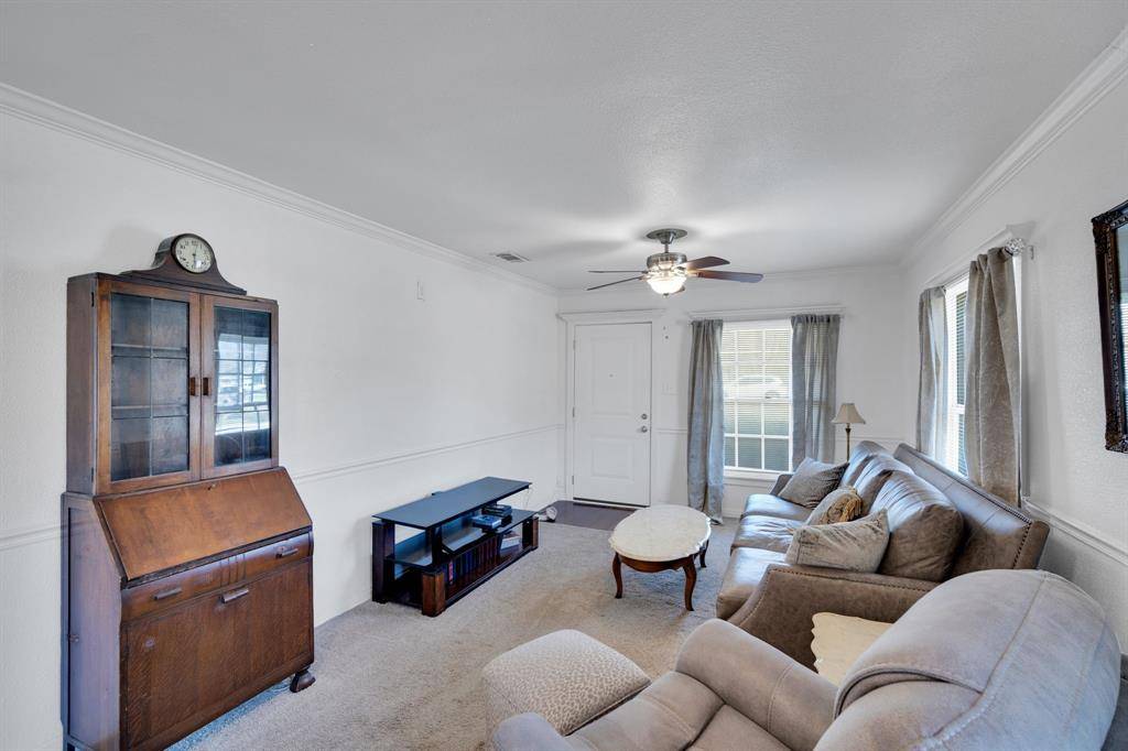 608 Highland Avenue, Waxahachie, TX 75165