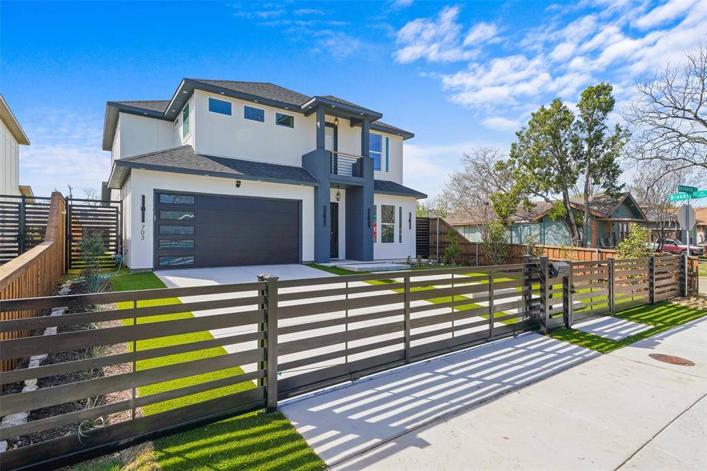 703 Buckalew Street, Dallas, TX 75208