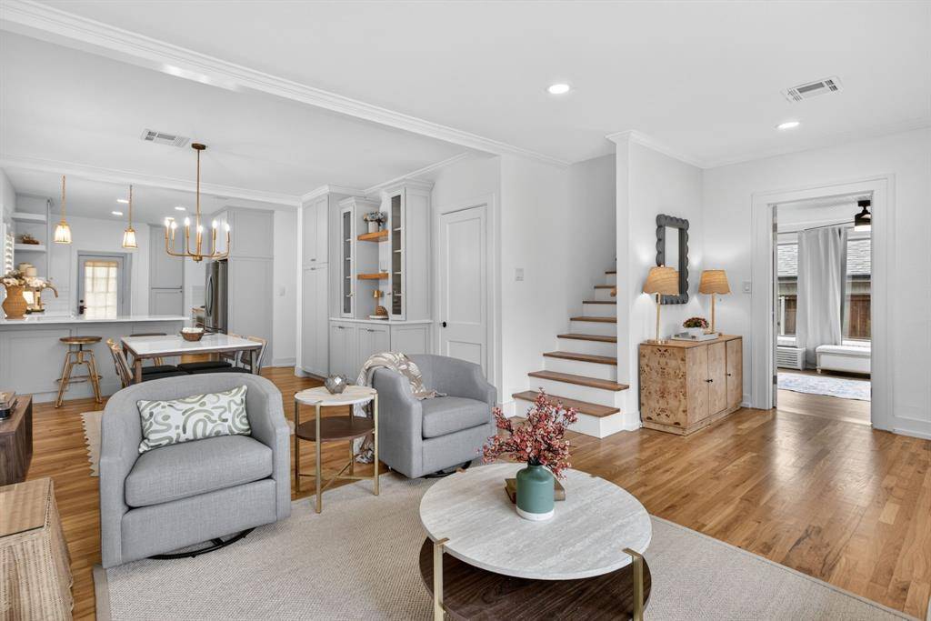 4020 Bunting, Fort Worth, TX 76107